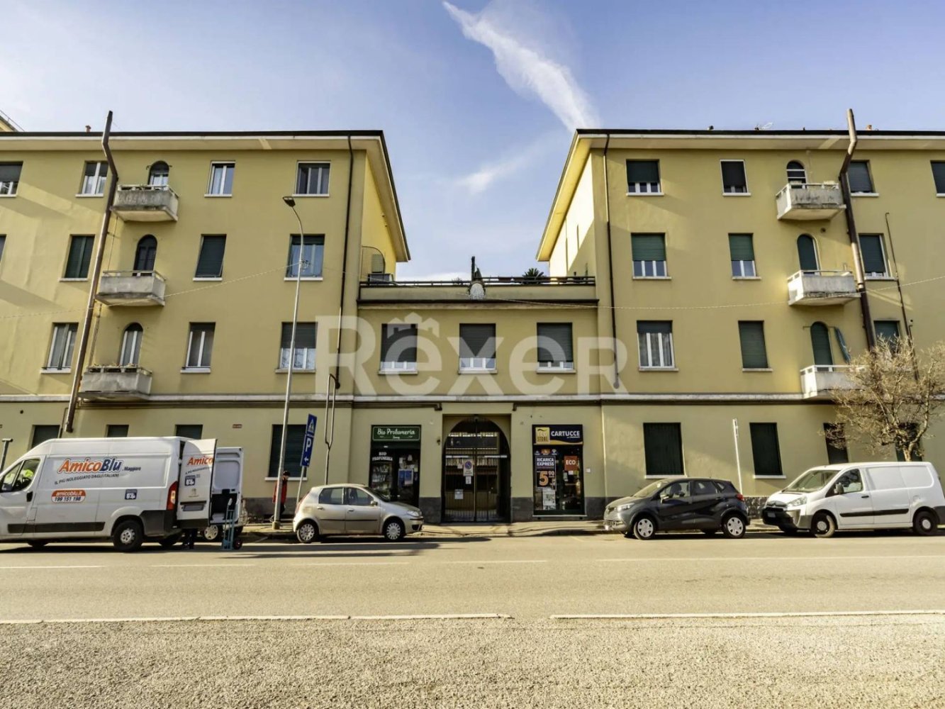 Apartamento de 2 habitaciónes en Bresso, Italy No. 182261