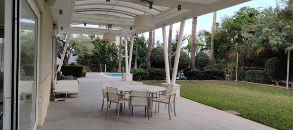 6 bedrooms Villa in Pyrgos, Cyprus No. 16619 3