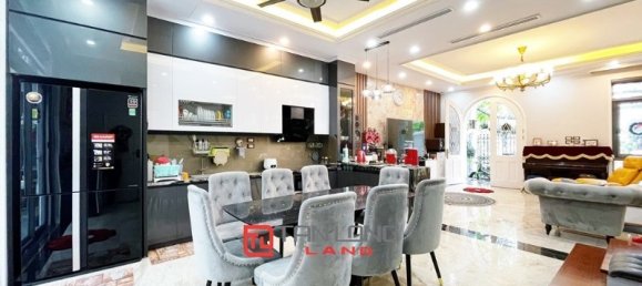 4 chambres Villa à Long Bien, Vietnam No. 584 5