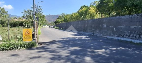 Terrain à Nocera Inferiore, Italy 2329m² No. 371392 3