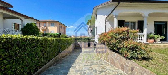 3 chambres Villa à Castel San Giovanni, Italy No. 338232 15