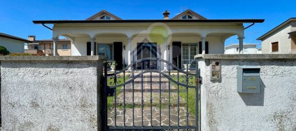 3 chambres Villa à Castel San Giovanni, Italy No. 338232 11