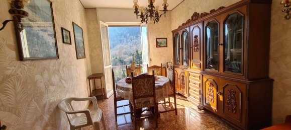 Apartamento de 3 dormitorios en Neirone, Italy No. 280959 9