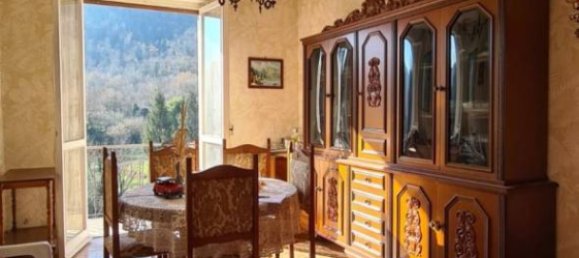 Apartamento de 3 dormitorios en Neirone, Italy No. 280959 8