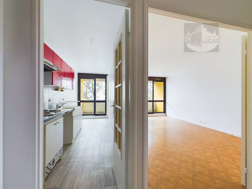 3 bedrooms Apartment in Boissy-Saint-Leger, France No. 167598