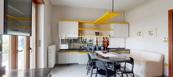 2 Schlafzimmer Wohnung in Bra, Italy, Nr. 323093 14