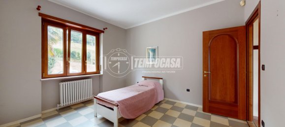 2 Schlafzimmer Wohnung in Bra, Italy, Nr. 323093 22