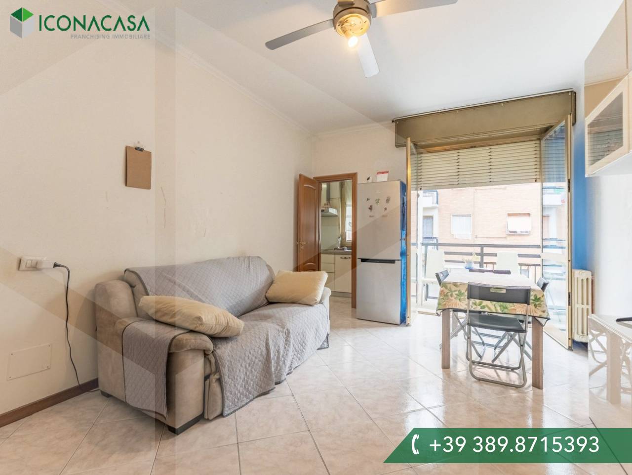 3-salle Appartement à Milan, Italy No. 241659