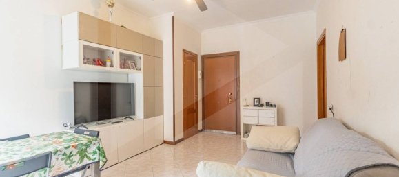 3-salle Appartement à Milan, Italy No. 241659 5