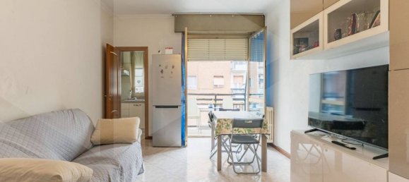 3-salle Appartement à Milan, Italy No. 241659 2