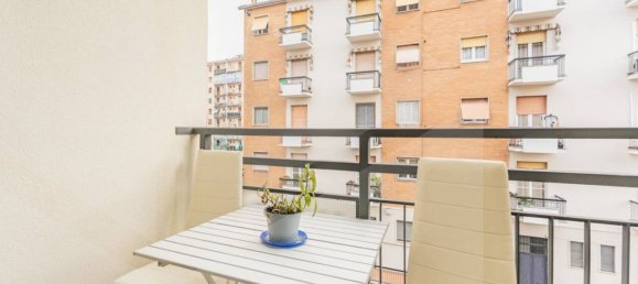 3-salle Appartement à Milan, Italy No. 241659 32