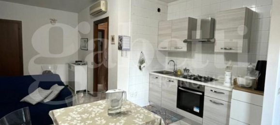 3 rooms Apartment in Cagliari, Italy No. 40155 2