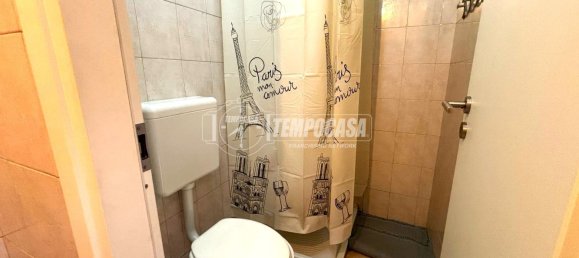 1 bedroom Apartment in Turin, Italy No. 60980 8