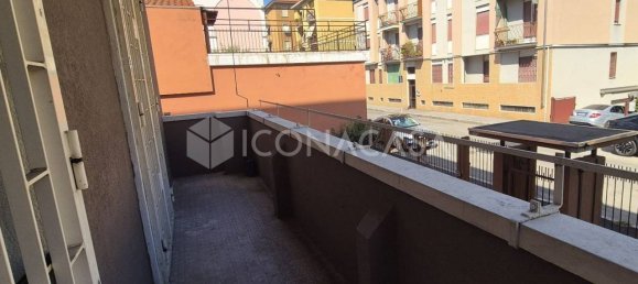 3 bedrooms Apartment in Monza, Italy No. 277013 8