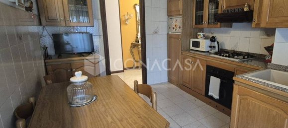 3 bedrooms Apartment in Monza, Italy No. 277013 4