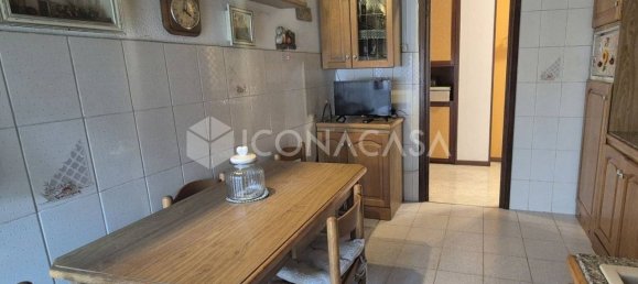 3 bedrooms Apartment in Monza, Italy No. 277013 5