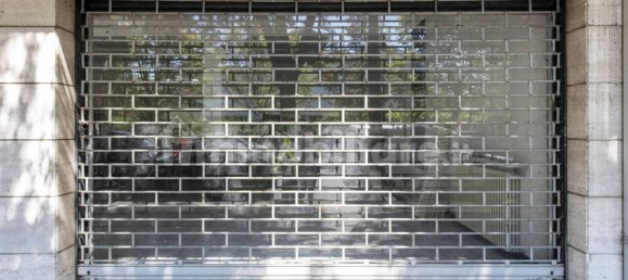 245m² Commercial property in Gorizia, Italy No. 292122 4