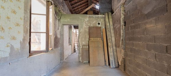 4 bedrooms House in Nouilly, France No. 252263 9