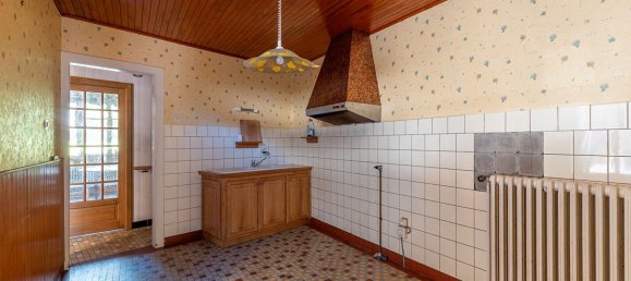 4 bedrooms House in Nouilly, France No. 252263 7