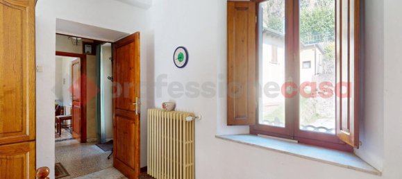 3-salle Maison à Minucciano, Italy No. 16394 13