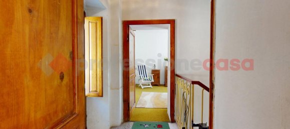 3-salle Maison à Minucciano, Italy No. 16394 34