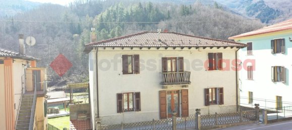 3-salle Maison à Minucciano, Italy No. 16394 45