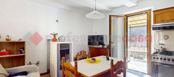 3-salle Maison à Minucciano, Italy No. 16394 19