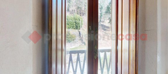 3-salle Maison à Minucciano, Italy No. 16394 30