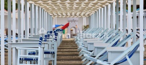 5 bedrooms Villa in Forte dei Marmi, Italy No. 188654 45