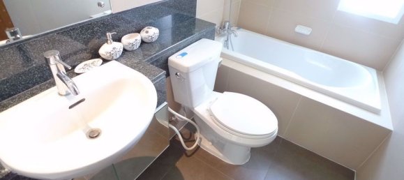 Apartamento com 2 quartos em condomínio em Watthana, Thailand N.º 5483 6