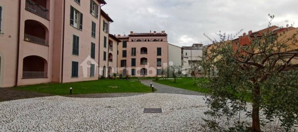 2 rooms Commercial property in Pisa, Italy No. 70712 9