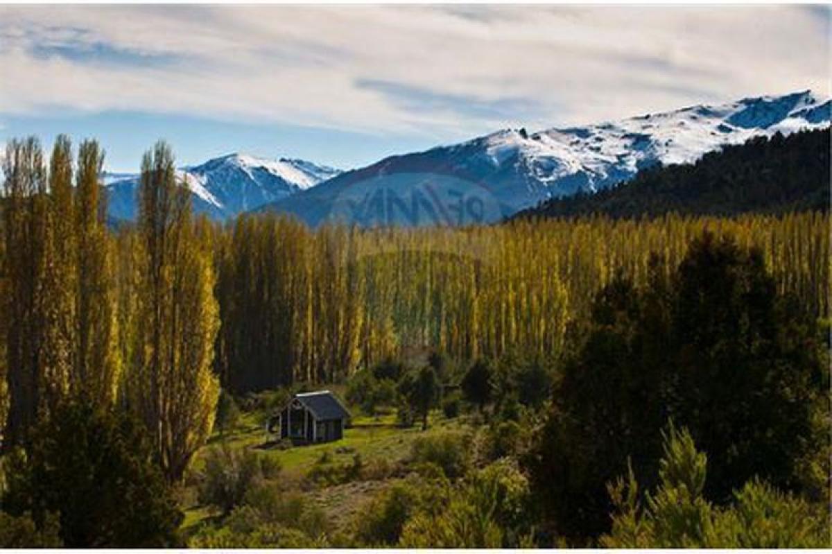  Land in San Carlos de Bariloche, Argentina No. 31106