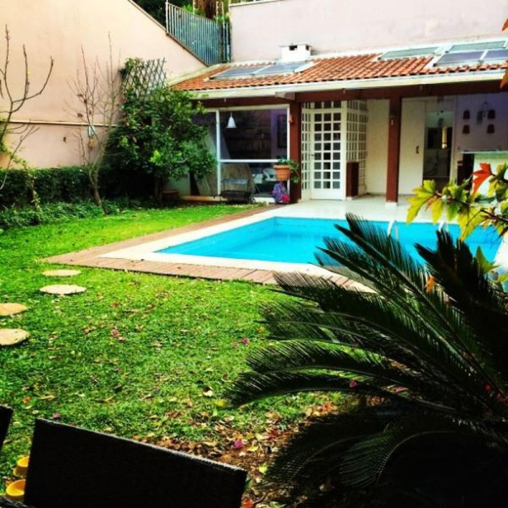 4 bedrooms House in Sao Paulo, Brazil No. 477530