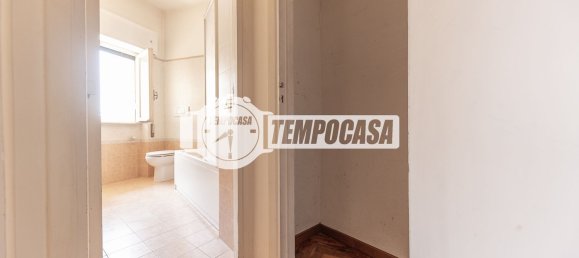 4 rooms Apartment in Rome, Italy No. 258004 47