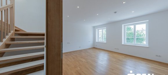 4 rooms Duplex in Hall in Tirol, Austria No. 204536 4