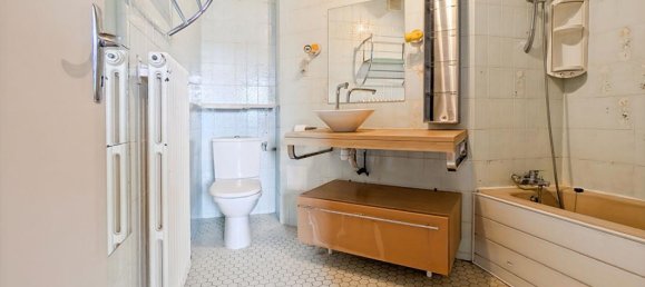 Casa de 5 dormitorios en La Boisse, France No. 195458 8