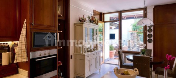 4 bedrooms Villa in Colverde, Italy No. 318000 18