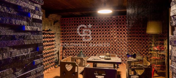 4 bedrooms Villa in Colverde, Italy No. 318000 24