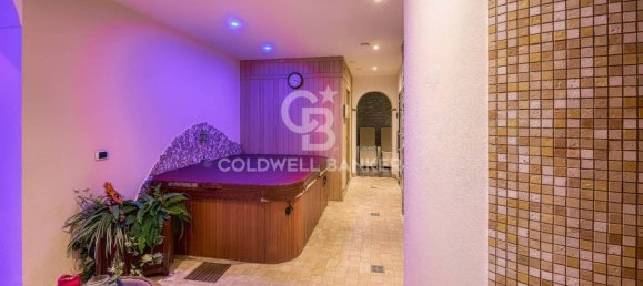 4 bedrooms Villa in Colverde, Italy No. 318000 28