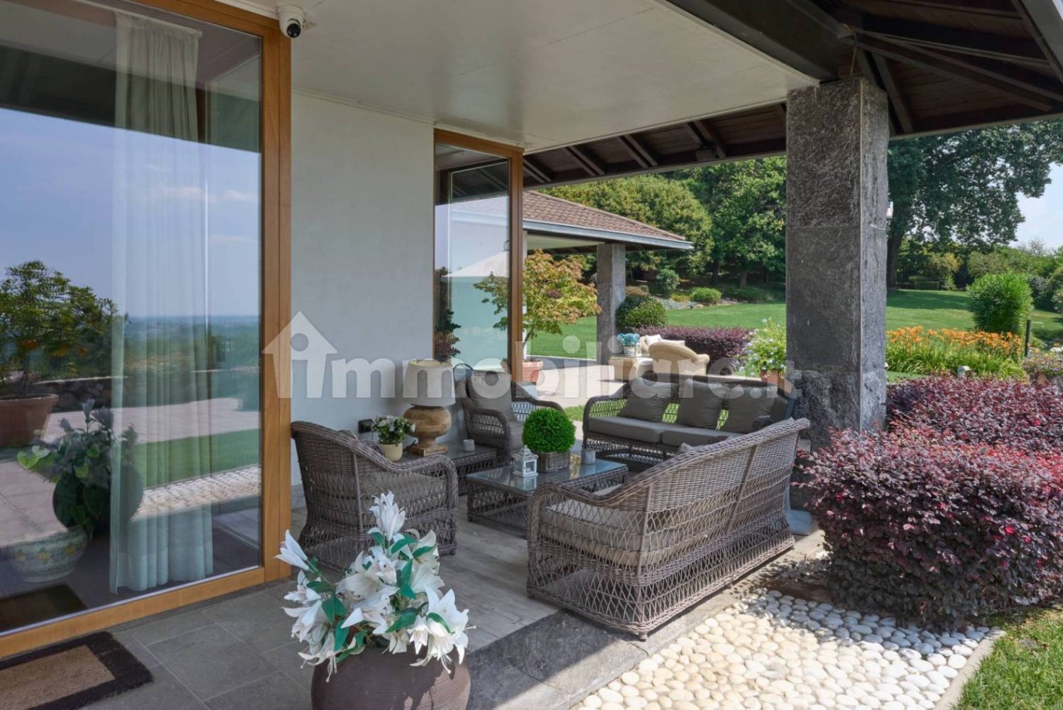 4 bedrooms Villa in Colverde, Italy No. 318000