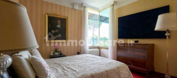 4 bedrooms Villa in Colverde, Italy No. 318000 20