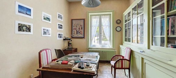 6 bedrooms House in Civrieux, France No. 301331 10