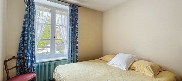 6 bedrooms House in Civrieux, France No. 301331 13