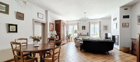 6 bedrooms House in Civrieux, France No. 301331 3