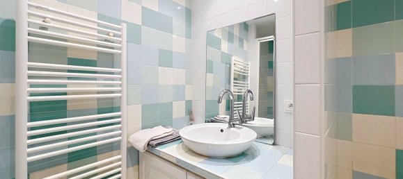 6 bedrooms House in Civrieux, France No. 301331 17