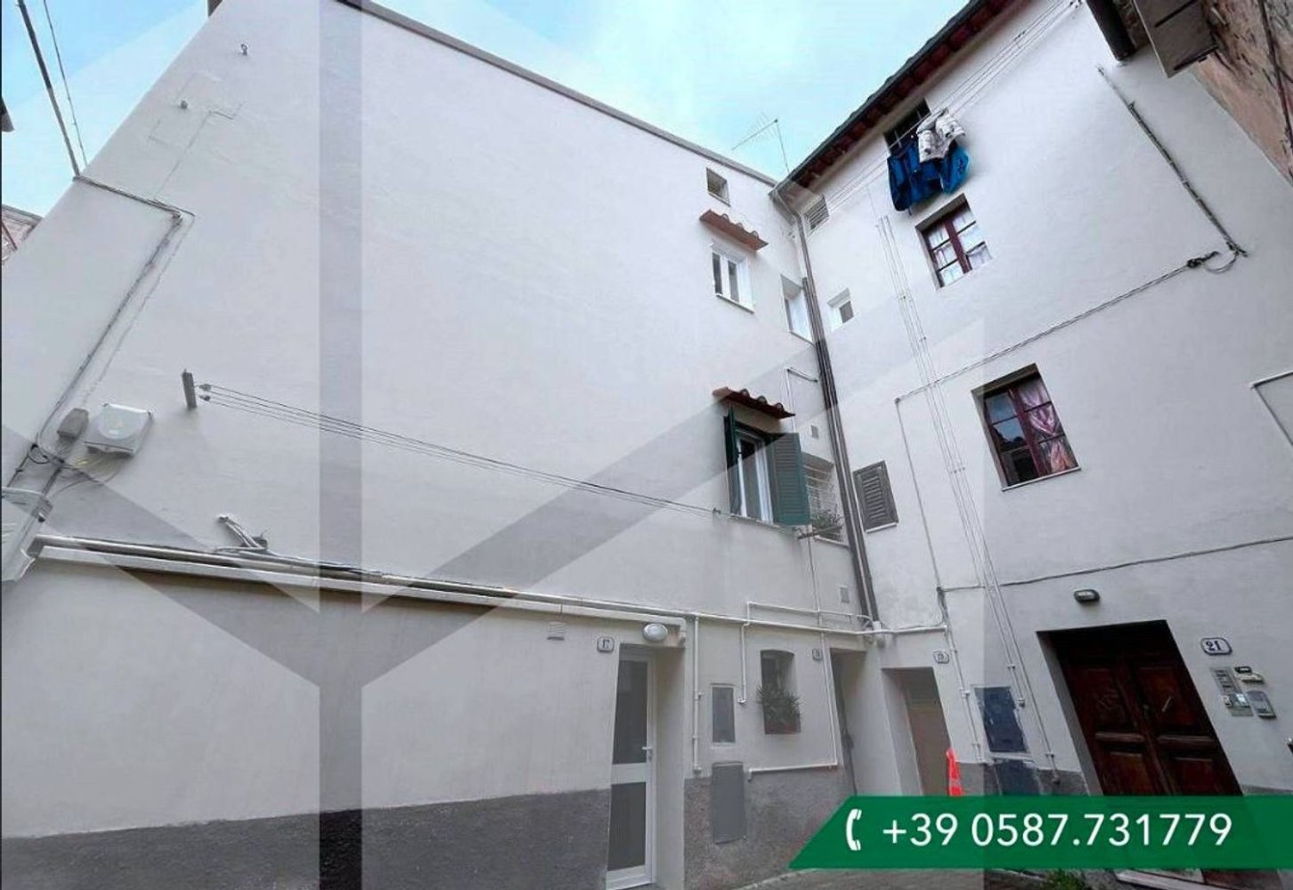 5 rooms Apartment in Ponsacco, Italy No. 26975