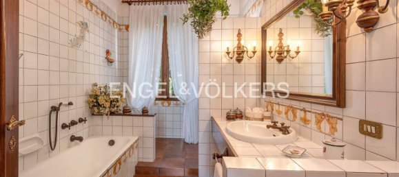 Villa de 3 dormitorios en Como, Italy No. 131289 15