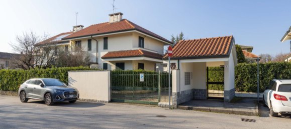 4 rooms Villa in Villasanta, Italy No. 186948 21