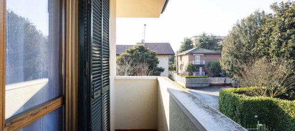 4 rooms Villa in Villasanta, Italy No. 186948 36