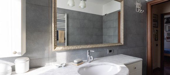 4 rooms Villa in Villasanta, Italy No. 186948 47